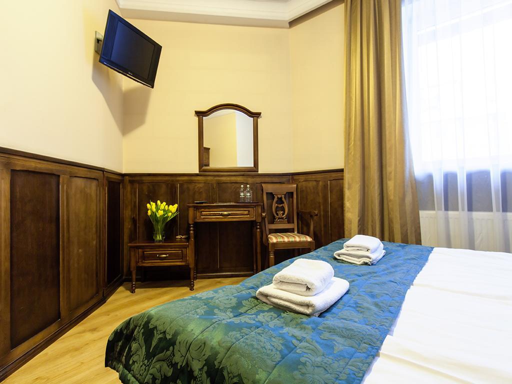 Hotel Kresowianka Быдгощ Экстерьер фото